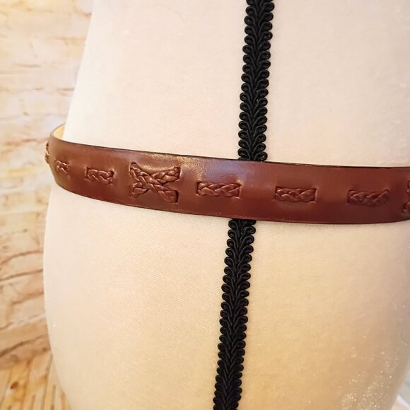 Tommy Bahama Set of Two Tan/Black Belts Size L - Picture 5 of 7